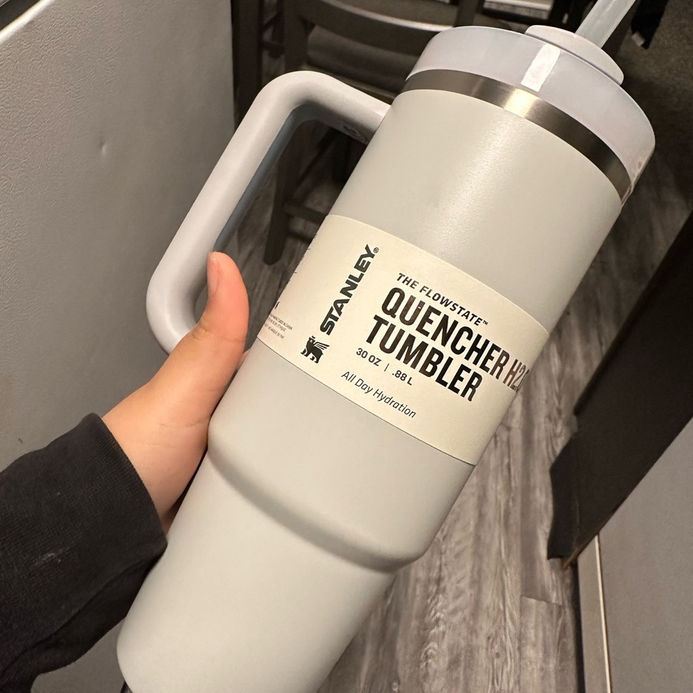 Stanley 30oz - Picture 1 of 1